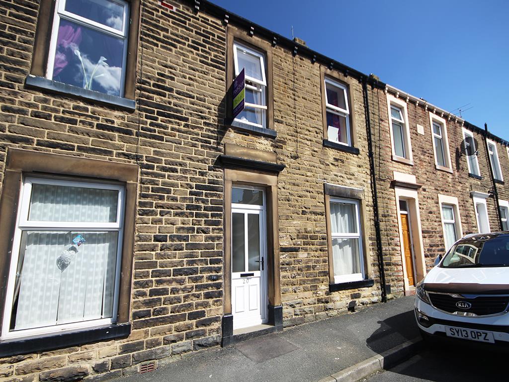 3 bedroom mid terrace house To Let in Barnoldswick - Main Image